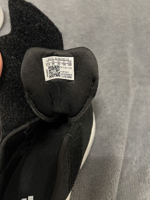 Кросовки adidas новые