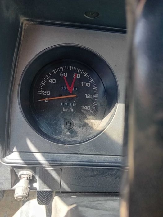 Toyota Dyna 150 boa para trabalhar