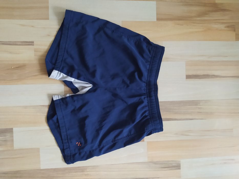 Spodenki krótkie granatowe  rozmiar 128 H&M