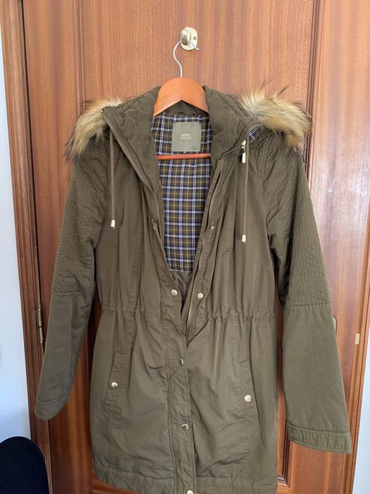 Casaco parka com capuz