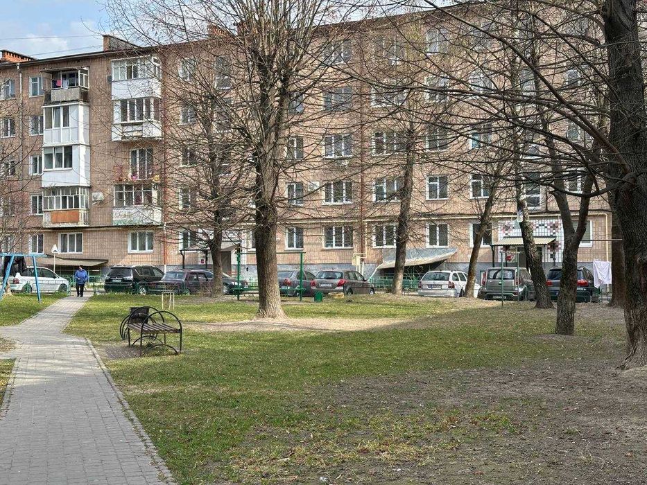 Продаж 2 кімнатної квартири вул. Конякіна