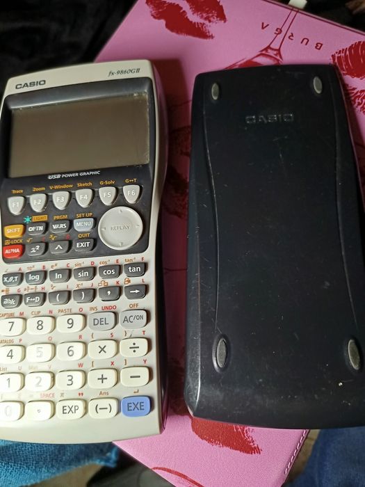 Calculadora científica casio fx 9860 GII