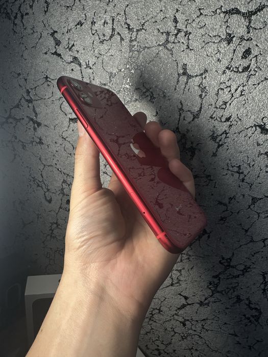 Продам айфон 11 в хорошому стані