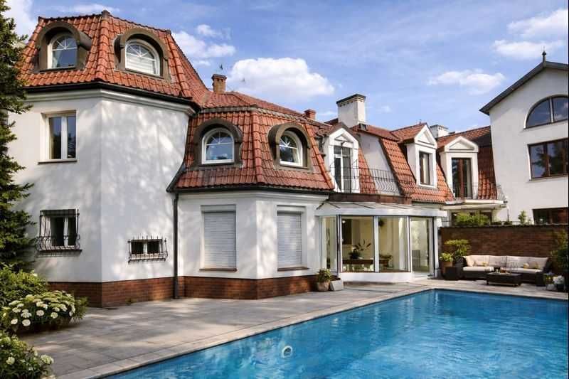 Новый хостел с Бассейном 250 злотых в неделю Hostel Warszawa RU PL UA