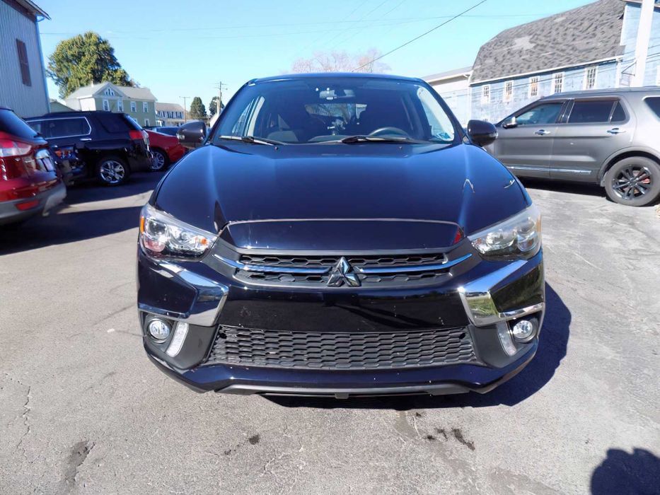 Mitsubishi Outlander      2018