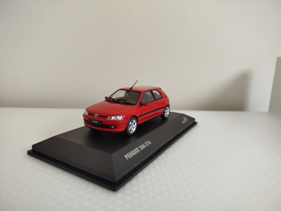 Miniatura Peugeot 306 S16 Nova 1/43