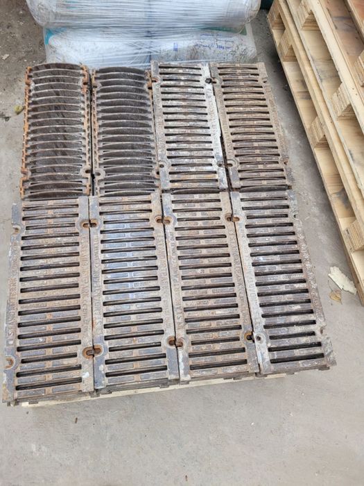 Чавунні решітки водовідвідні (дощоприймачі) / як колосник для печі