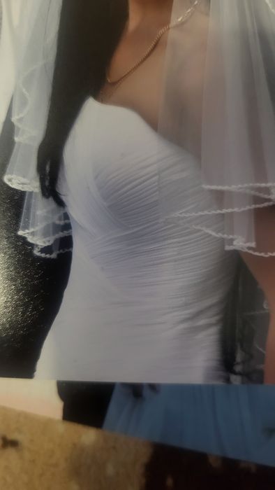 Сукня весільна молочна