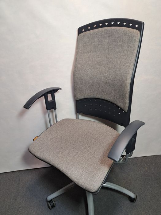 Fotel biurowy, obrotowy SITAG Reality,