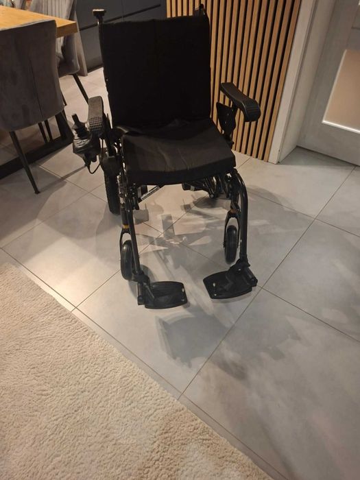 Sprzedam wózek inwalidzki vitea  care