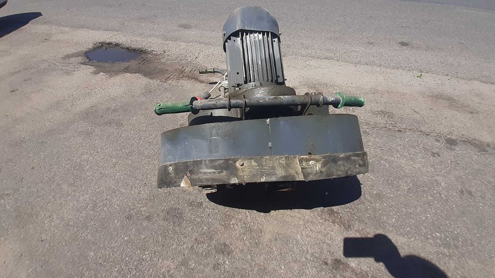 Мозаично-шлифовальная машина со-199