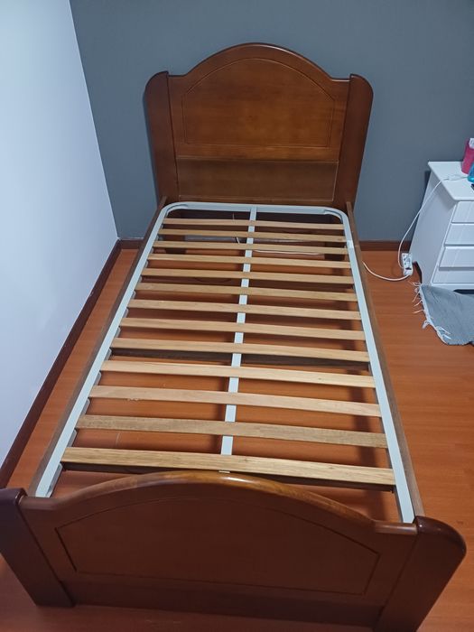 Cama de solteiro