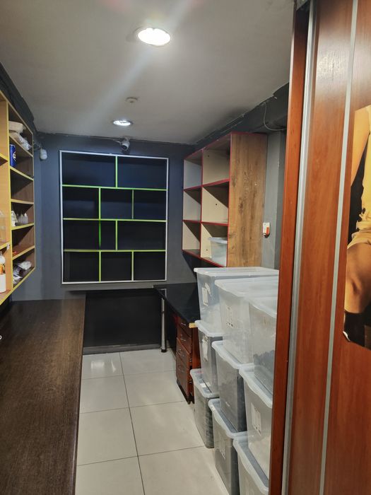 Аренда магазина 50 м² в Центре | 300$/мес + оборудование | Киевский район.