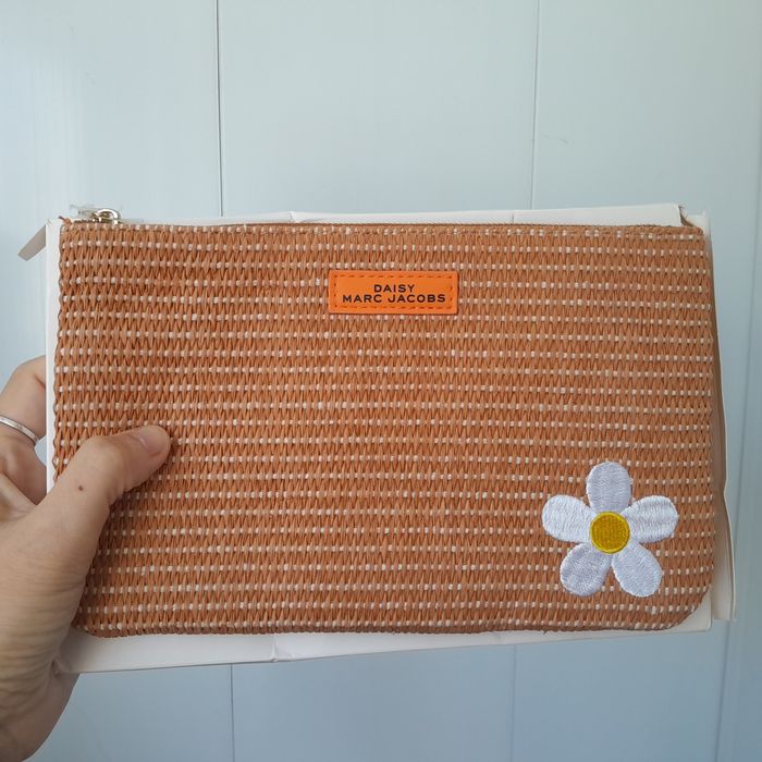 Marc Jacobs daisy  косметичка
