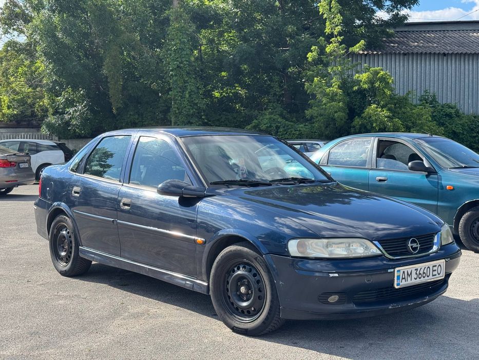 Продам Опель Vectra b 2000