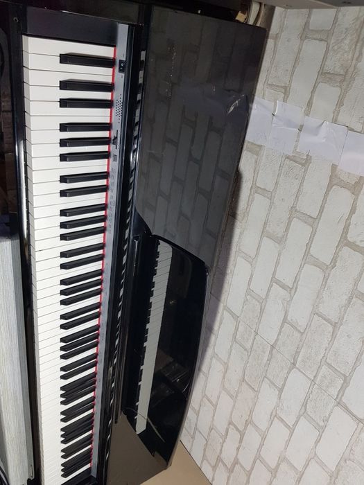 Цифрове піаніно/цифровое пианино  Digital Piano DP-40 б/у з Німеччини