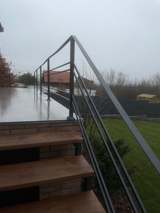 Сходи під ключ на замовлення