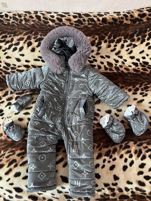 Зимний комбинезон