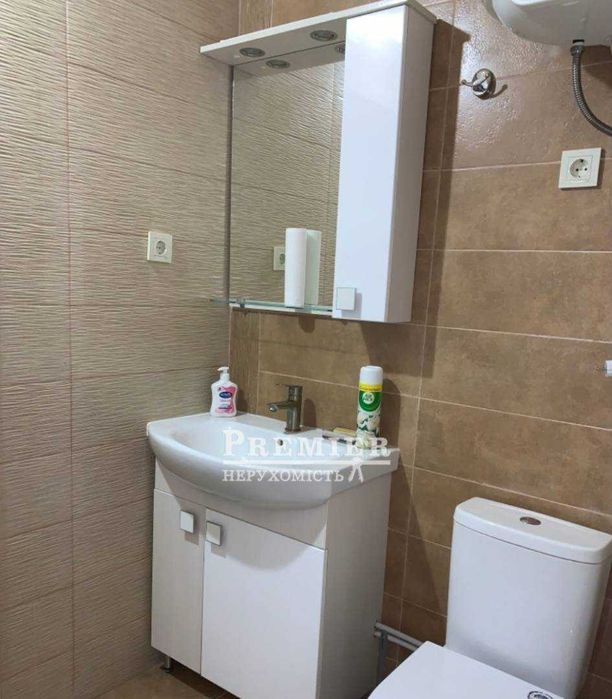 До продажу 4-кімн. квартира