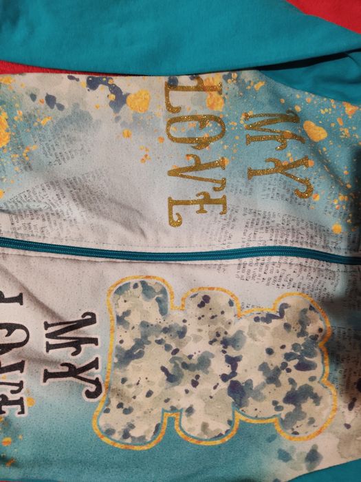 Продам кофтинку для дівчинки, розмір128/134