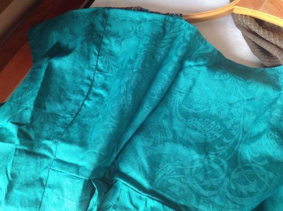 Vestido africano, da Nigéria, nunca usado, verde bandeira