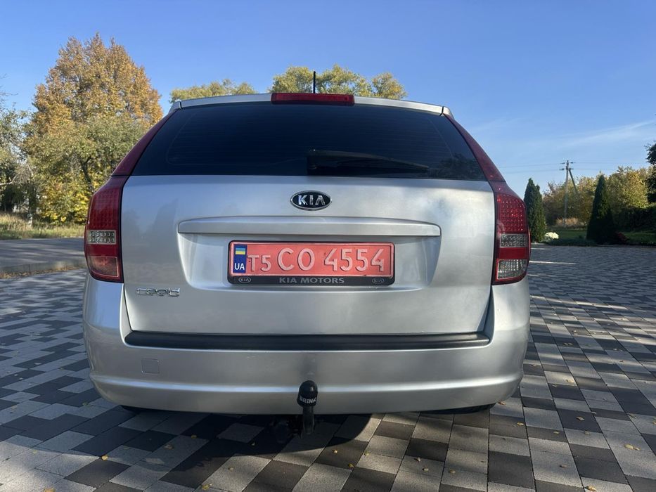 легковий автомобіль
