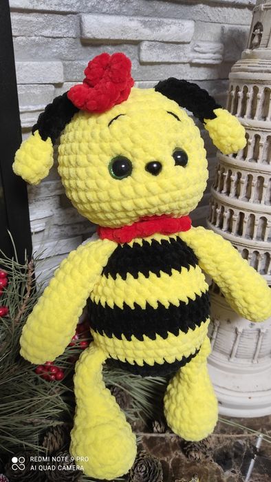 Бджілка Жужа. Чекає літа