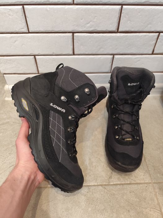 Трекінгові черевики Lowa Taurus Gore-Tex тактичні черевики
