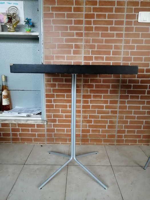 Conjunto Mesas e cadeiras
