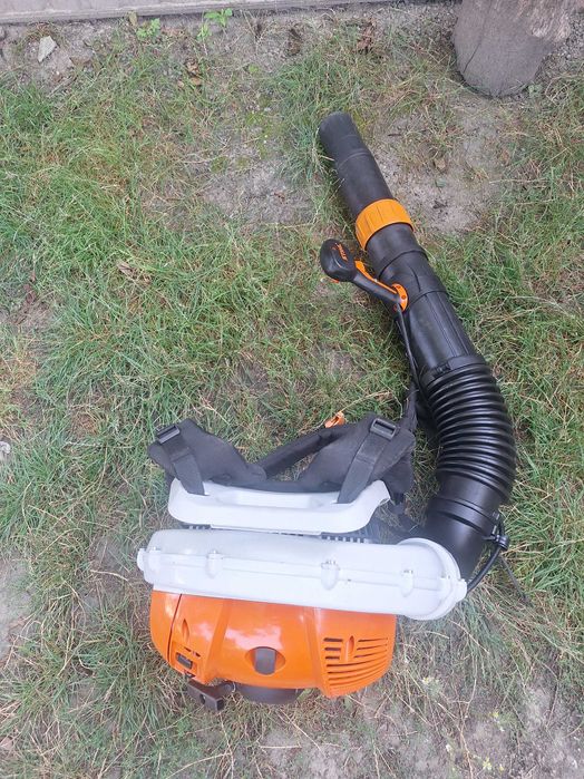 Dmuchawa spalinowa plecakowa STIHL BR700 z 2022r. Piły, Kosiarki