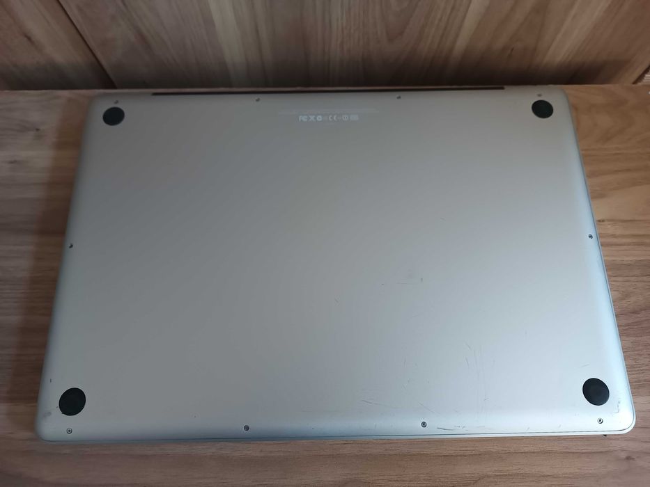  Apple MacBook Pro 17" A1297 i7 Mac OS HDD 320GB