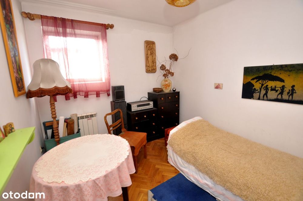 Atrakcyjny dom w Katowicach na Ptasim osiedlu - Brynów