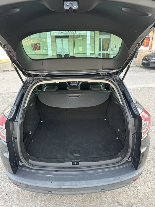 Renault Mégane — fotografia 12