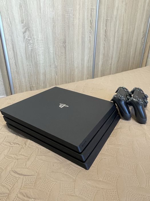 PlayStation 4 pro 1 Tb 20+ ігор