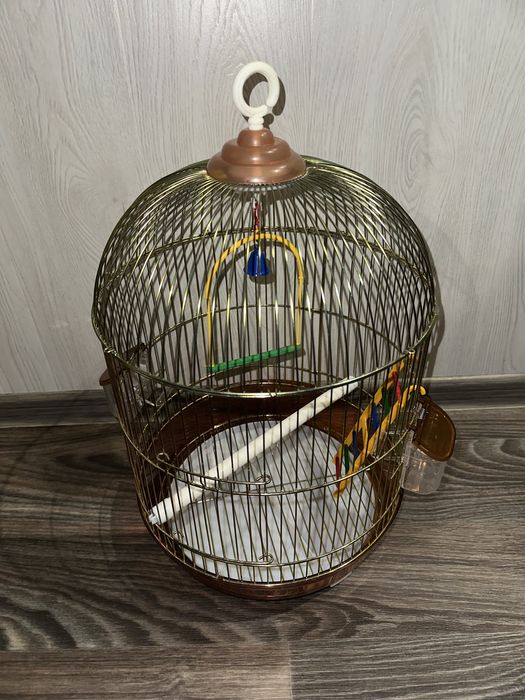 Продам клетку для птиц