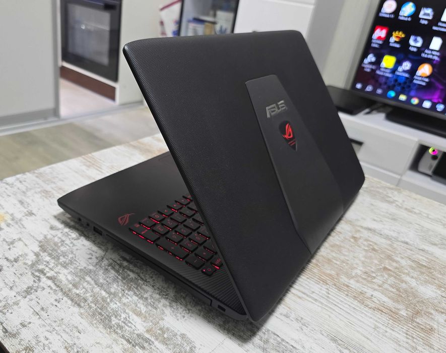 Игровой Asus ROG 15.6" IPS (Core i5/Nvidia GTX960M/ОЗУ 12GB DDR4/SSD+1TB HDD/АКБ 4ч)