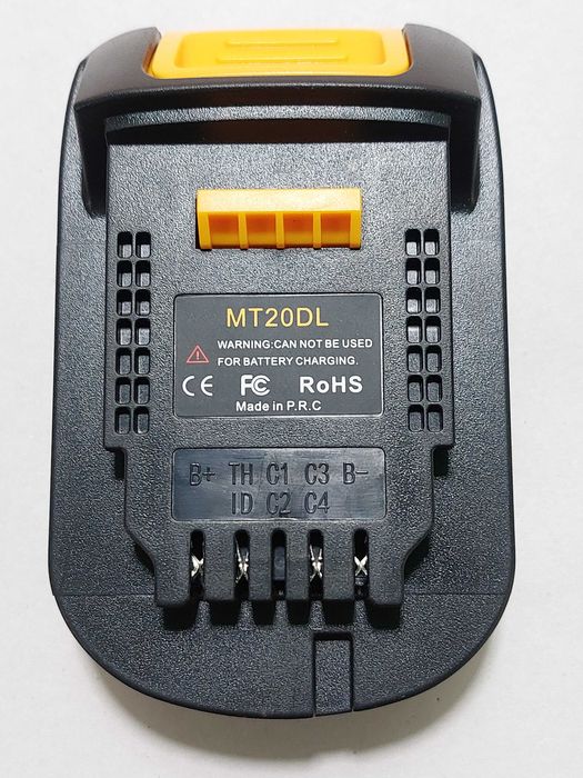 Перехідники з акб Makita/Dewalt на інструмент Dewalt/Makita.