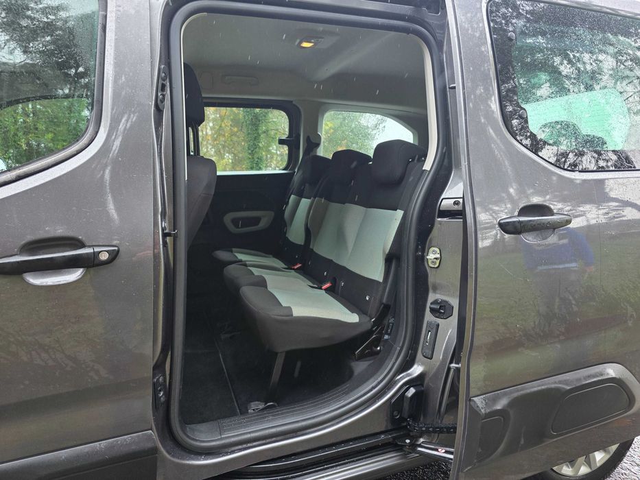 Citroen berlingo 1.2 gasolina 7lugares