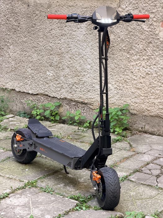 Електро самокат KuKirin G4 2024 року.Самокат кукірінг Г4 2024