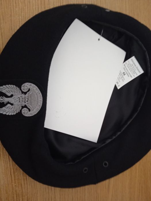 Beret czarny r.58