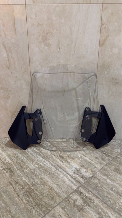 Скло bmw r1300gs