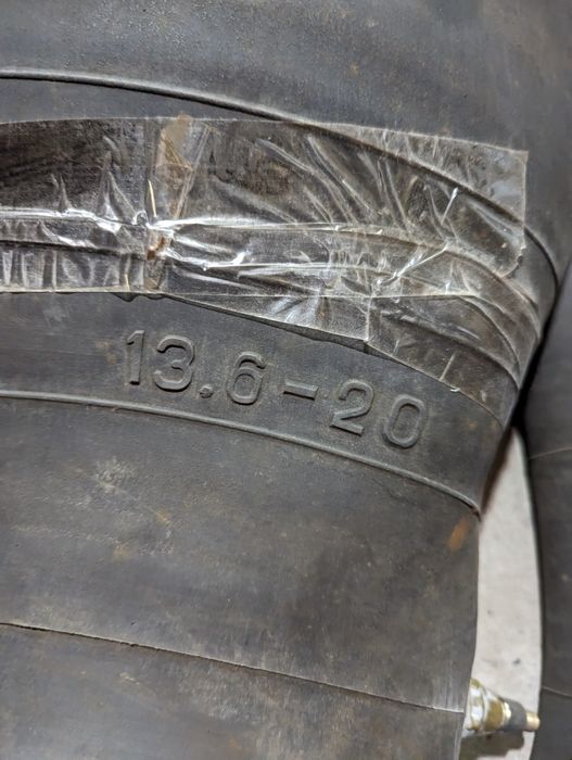 Камера МТЗ 892 розмір 15.5р39/16.9 р39/ 13.6 р20 колеса МТЗ скат