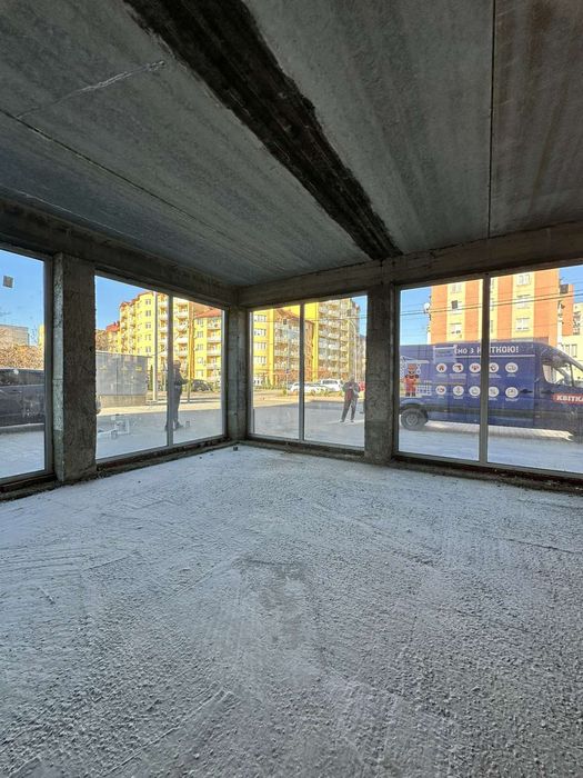 Продається комерційне приміщення