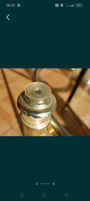 Красивий столик метал і скло