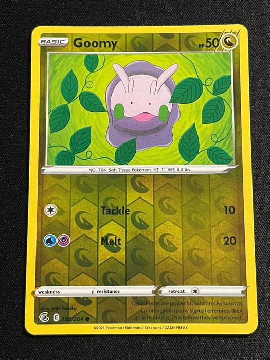 Carta Pokémon Goomy 195/264 Fusion Strike