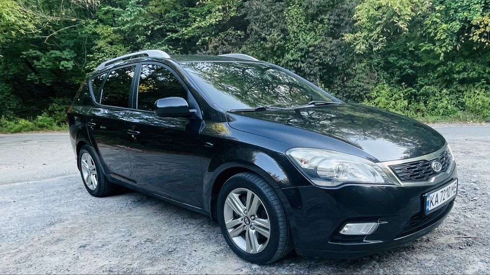 Kia ceed 1.6 CRDI.