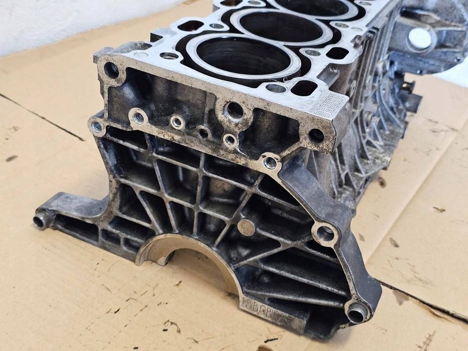 blok silnika volvo s80 v70 xc70 xc60 v50 s40 c30 c70 2.5t 30677776