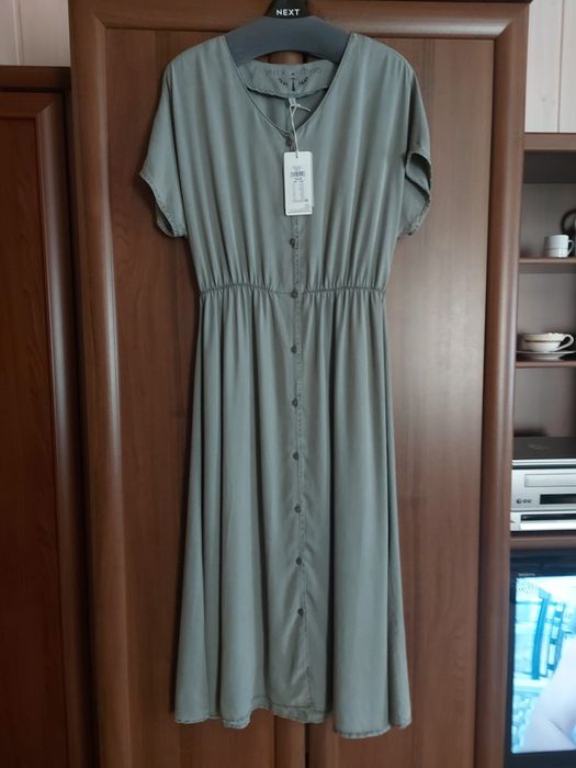 Długa sukienka 100% Lyocell ,kolor szarozielony , Soccx