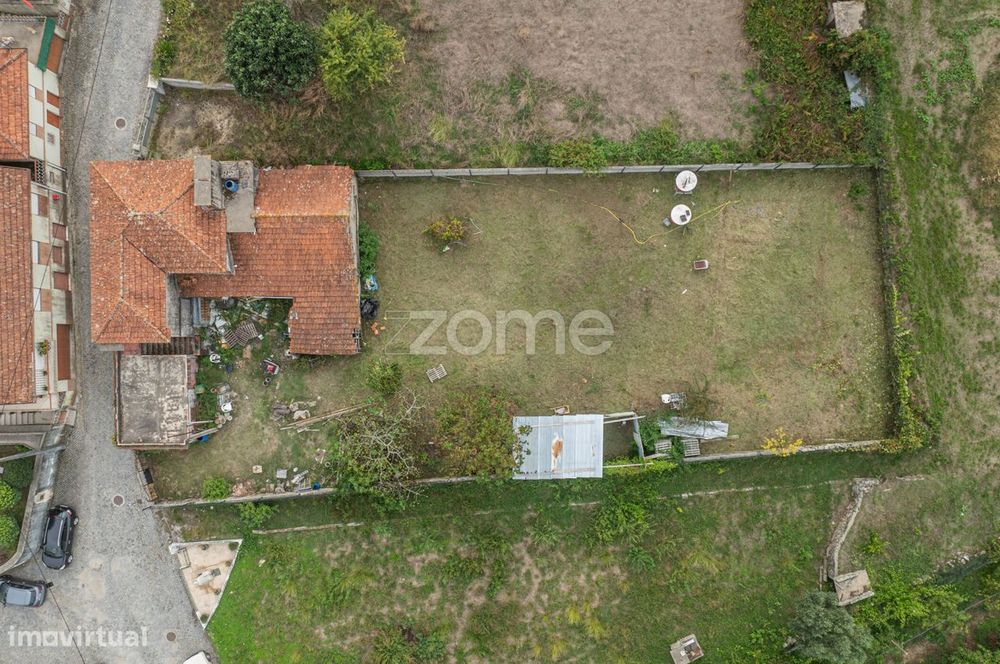 Moradia Independente com projeto aprovado para Venda em Coronado