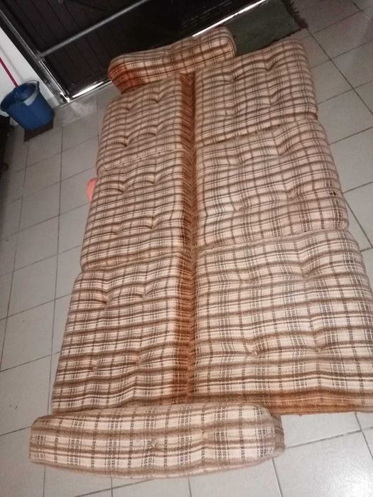Sofá cama para desocupar